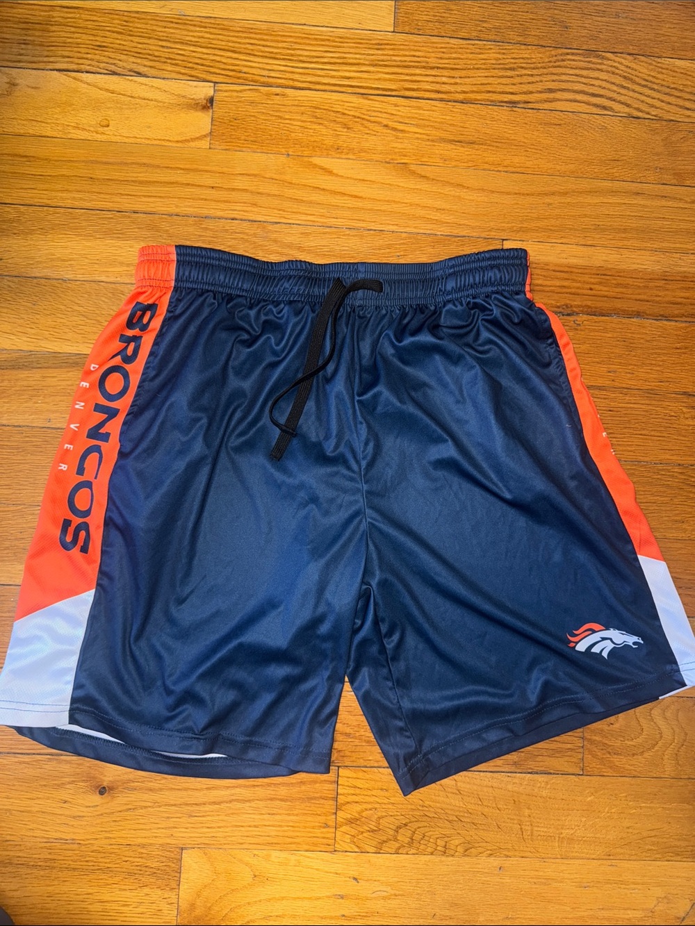 NFL Team Apparel Denver Broncos Shorts Size L